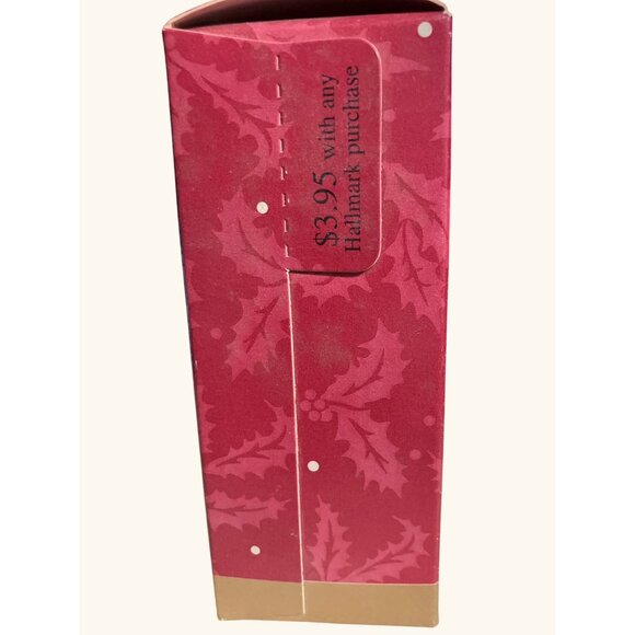 Hallmark Keepsake Ornament Snoopy A Charlie Brown Christmas Figurine - Picture 9 of 10